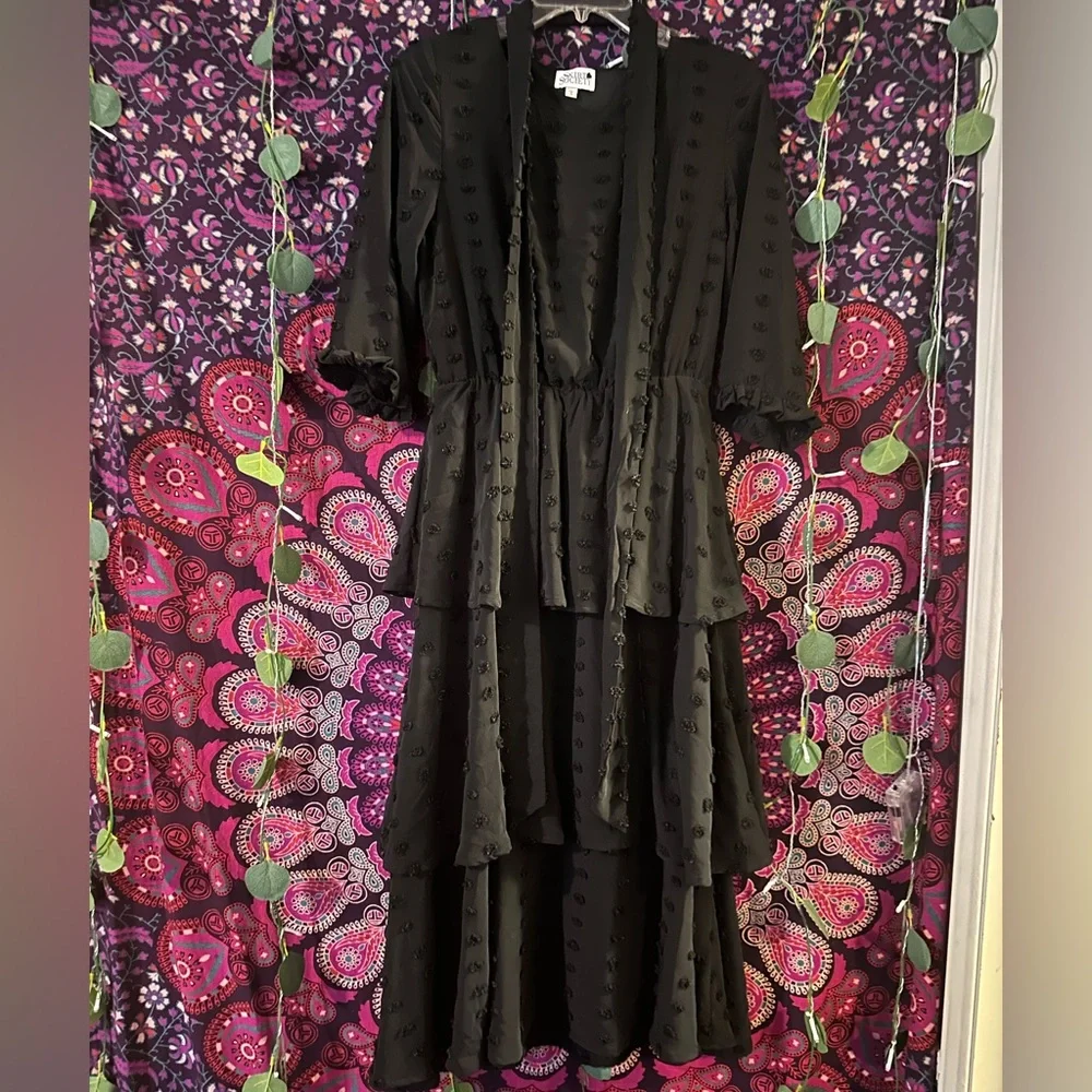 Dress - Picture 1 of 5